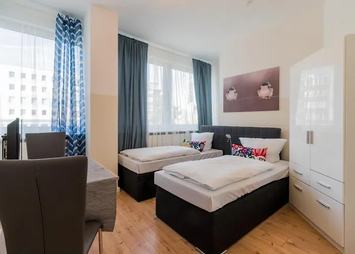 Modern Fancy Center Daire