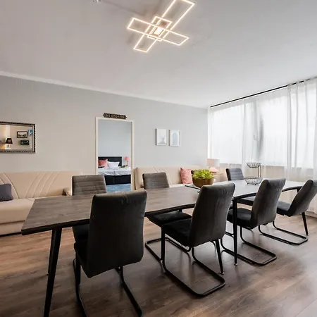 Modern Fancy Center *